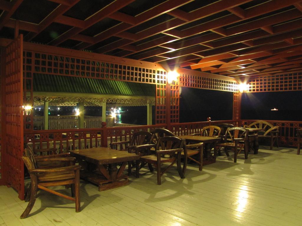 Mod Guesthouse Hua Hin Bagian luar foto