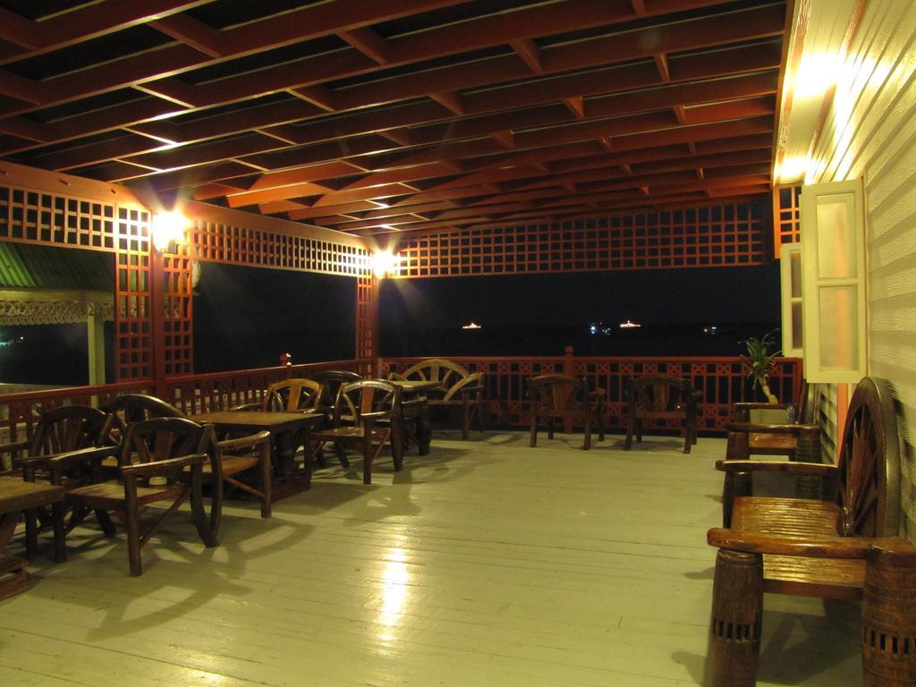 Mod Guesthouse Hua Hin Bagian luar foto