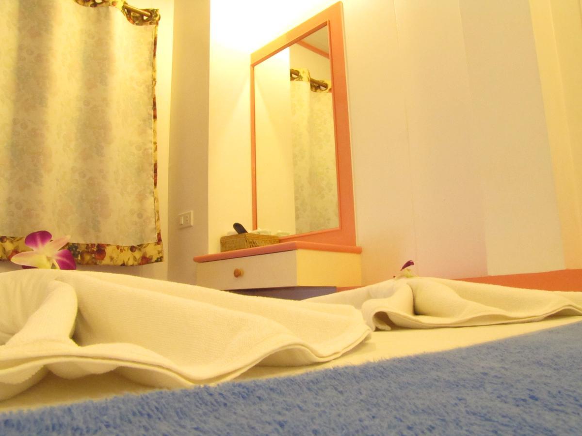 Mod Guesthouse Hua Hin Bagian luar foto