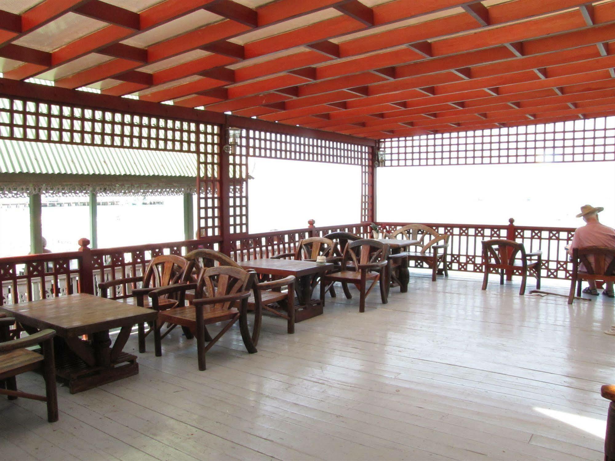 Mod Guesthouse Hua Hin Bagian luar foto