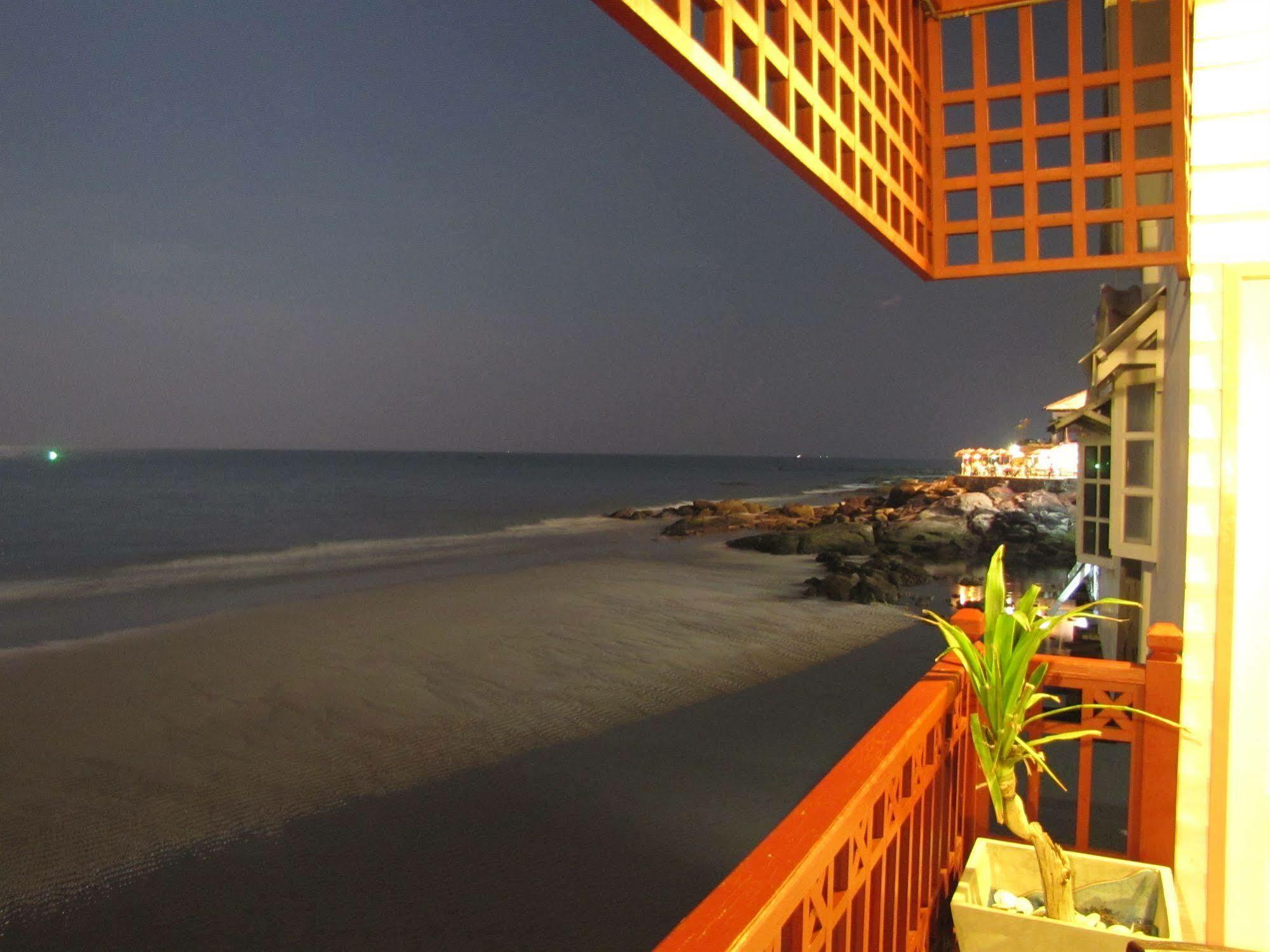 Mod Guesthouse Hua Hin Bagian luar foto